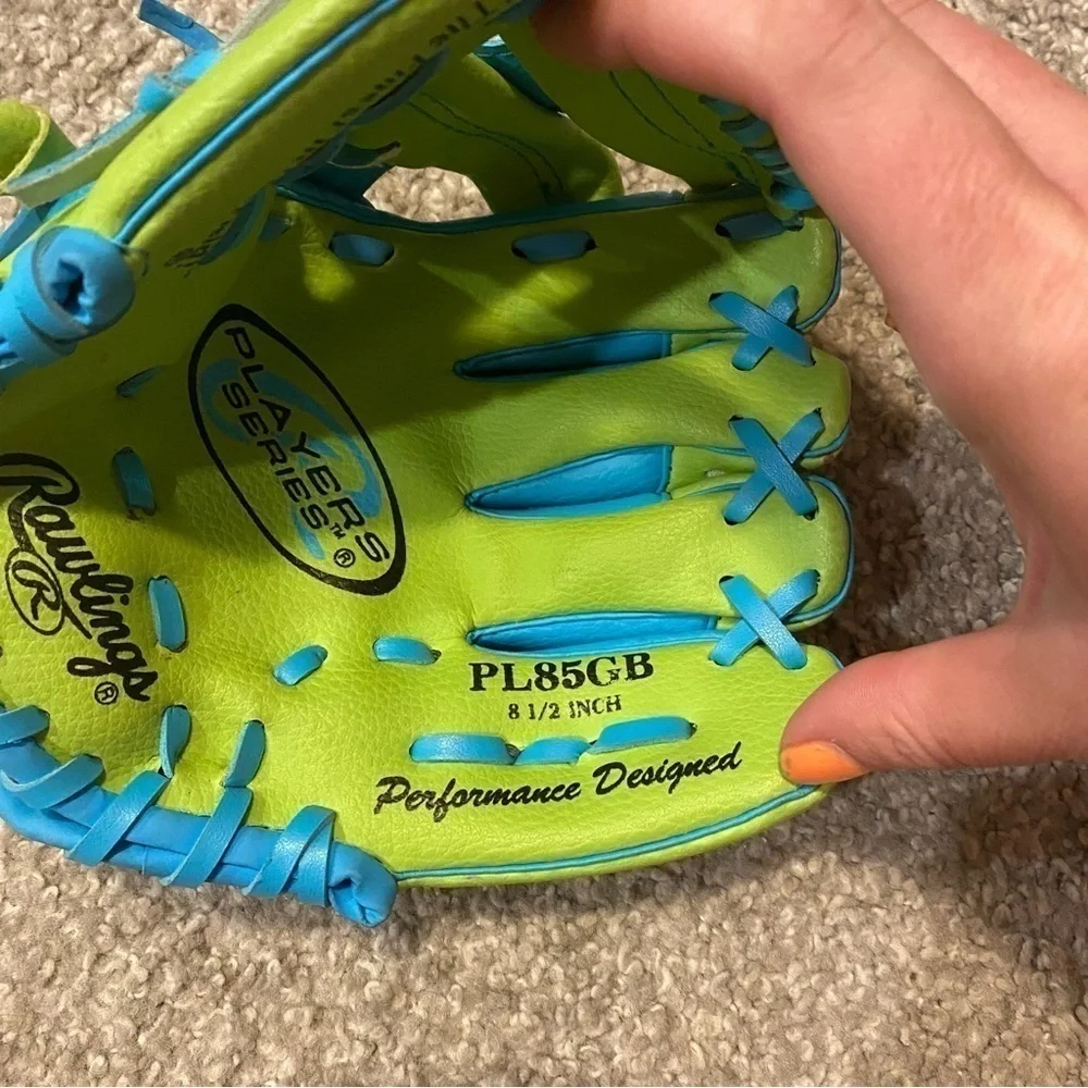Rawlings Right Handed Glove PL85GB 8 1/2” Players Series Baseball Mitt Green
